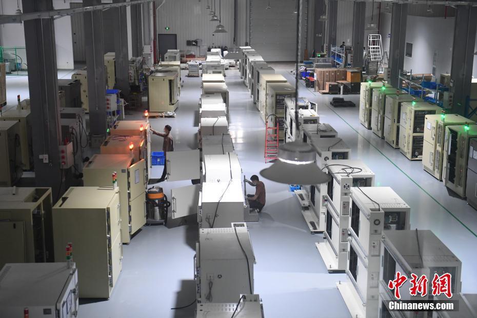 上海金山:科技企業閉環管理促生產